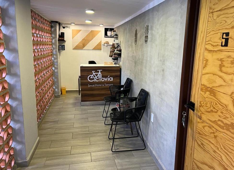 Hotel Ciclovia & Terraza Zitácuaro Esterno foto